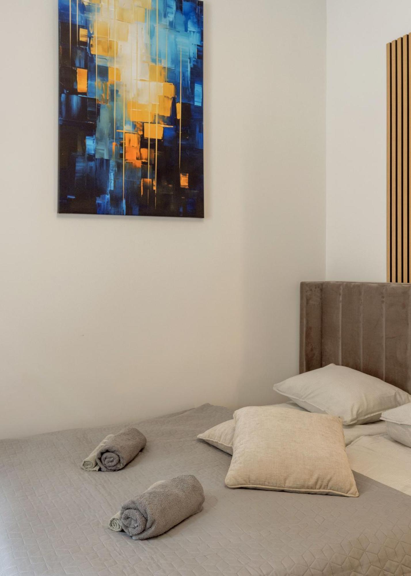 Ferienwohnung Sleek Downtown Living Budapest Exterior foto