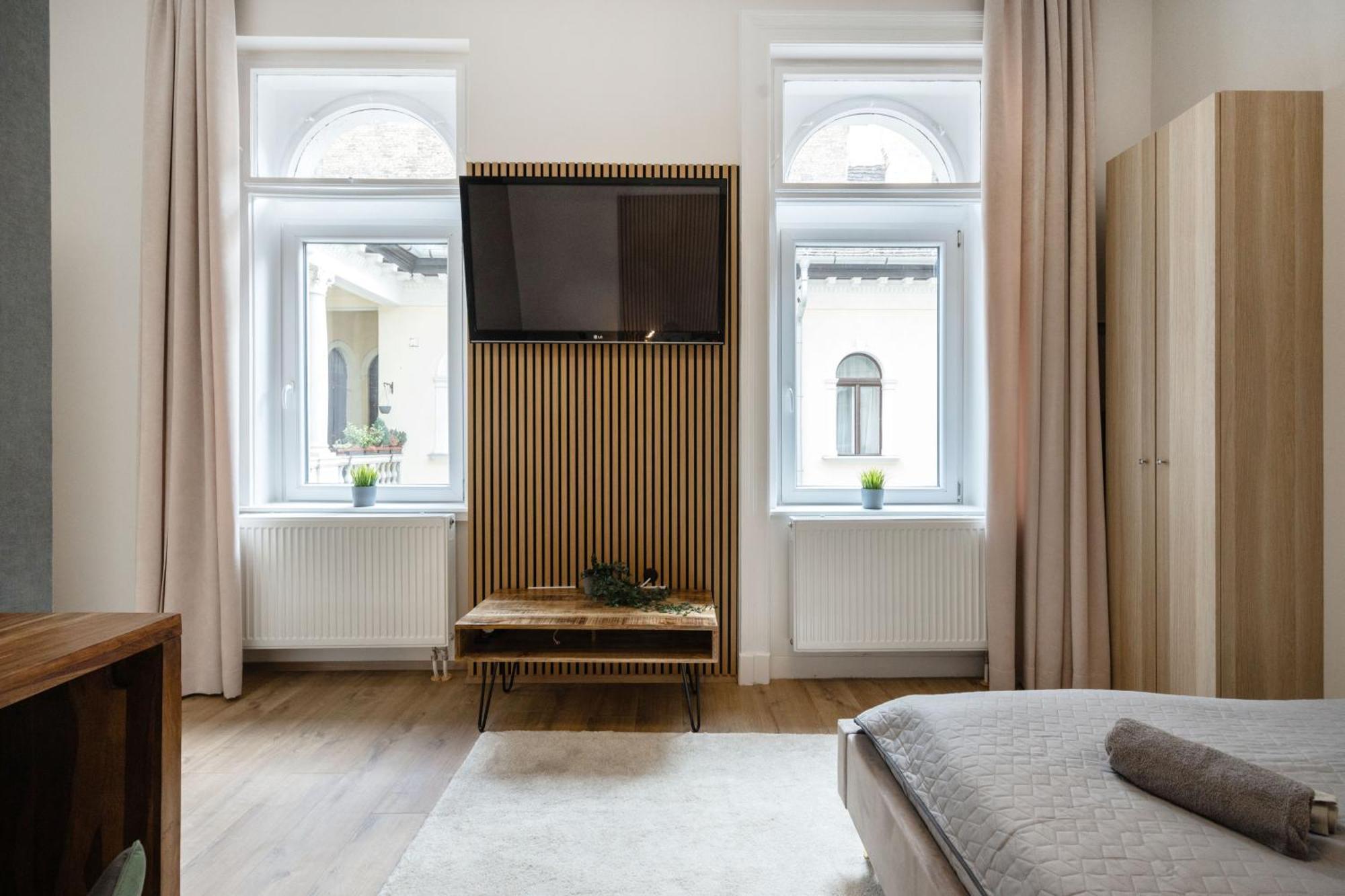 Ferienwohnung Sleek Downtown Living Budapest Exterior foto